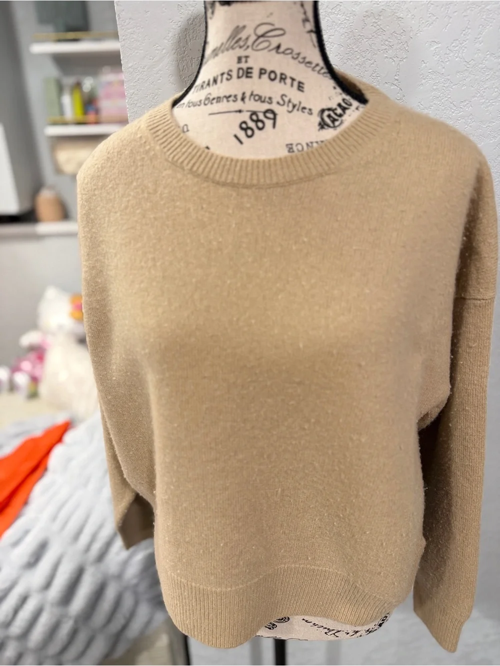 Athleta 80% Merino Wool 20% Cashmere Crewneck Sweater Tan Beige Size Large - Picture 4 of 7